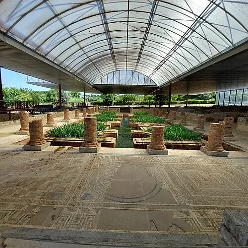 Jardin de l'Eau Dansante — Ruínas de Conímbriga