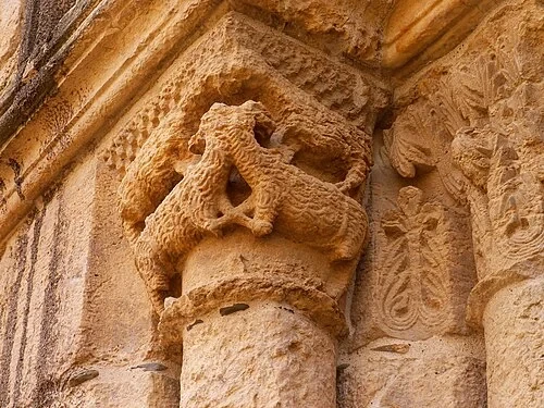Sculptures sauvages — Sé Velha de Coimbra