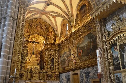 The Golden Side Chapels