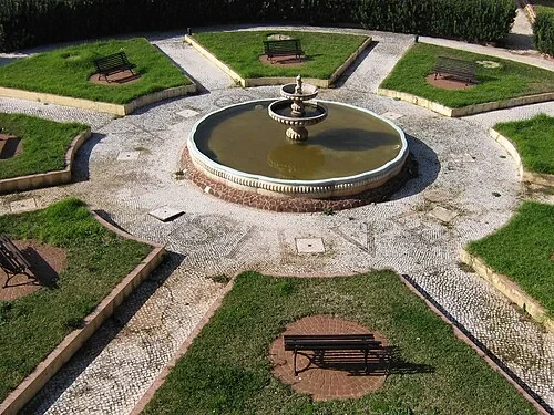 Fontaine du Gouverneur — Castelo de Silves