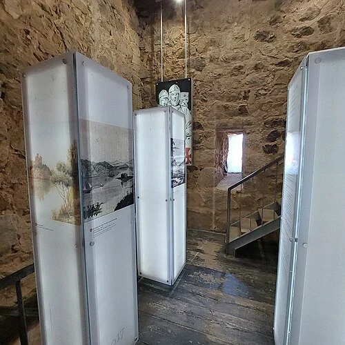 Musée de l'intérieur du donjon — Castelo de Almourol