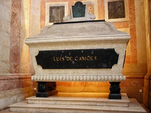 Mémorial de Luís de Camões — Igreja de Santa Engrácia