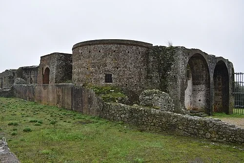 Extérieur de la chapelle — Sítio Arqueológico de São Cucufate