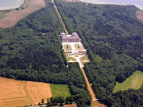 Le Sanctuaire de l'île — Schloss Herrenchiemsee