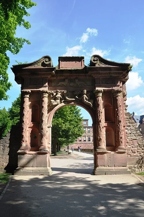 Elizabeth Gate