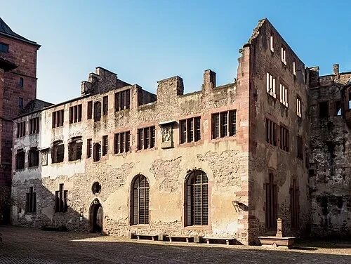 Le bâtiment médiéval Ruprecht — Heidelberger Schloss