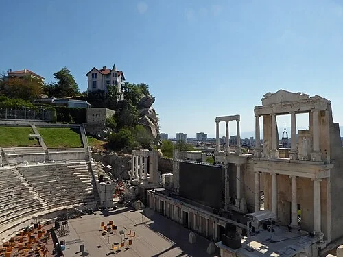 La scène moderne — Roman theatre of Plovdiv