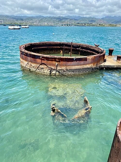Barbette de la tourelle III — USS Arizona Memorial