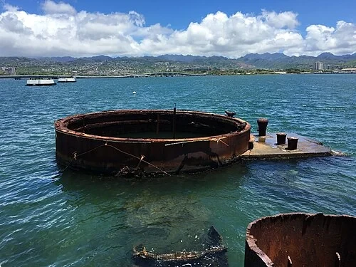 Le pont englouti — USS Arizona Memorial