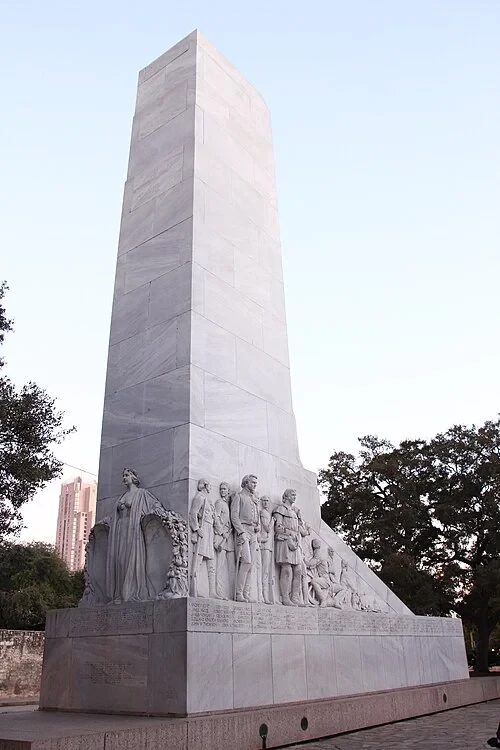 Le Cénotaphe — The Alamo