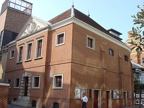 The Education Centre — Shakespeare's Globe audio guide stop