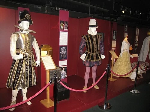 Dressed for the Elizabethan Stage — Shakespeare's Globe audio guide stop