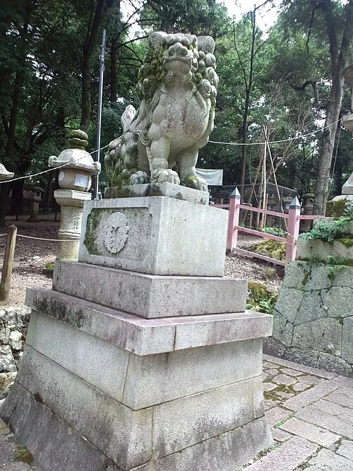Lion-Dog Guardians