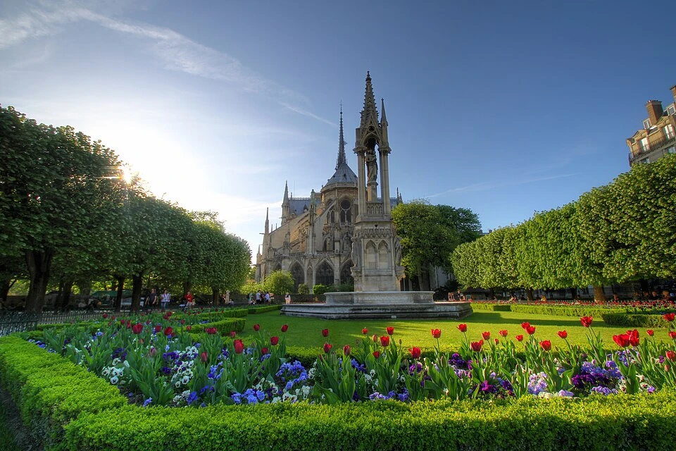 John XXIII Square — Île de la Cité audio guide stop