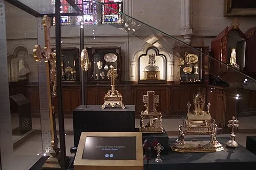 The Treasury of Notre-Dame — Île de la Cité audio guide stop