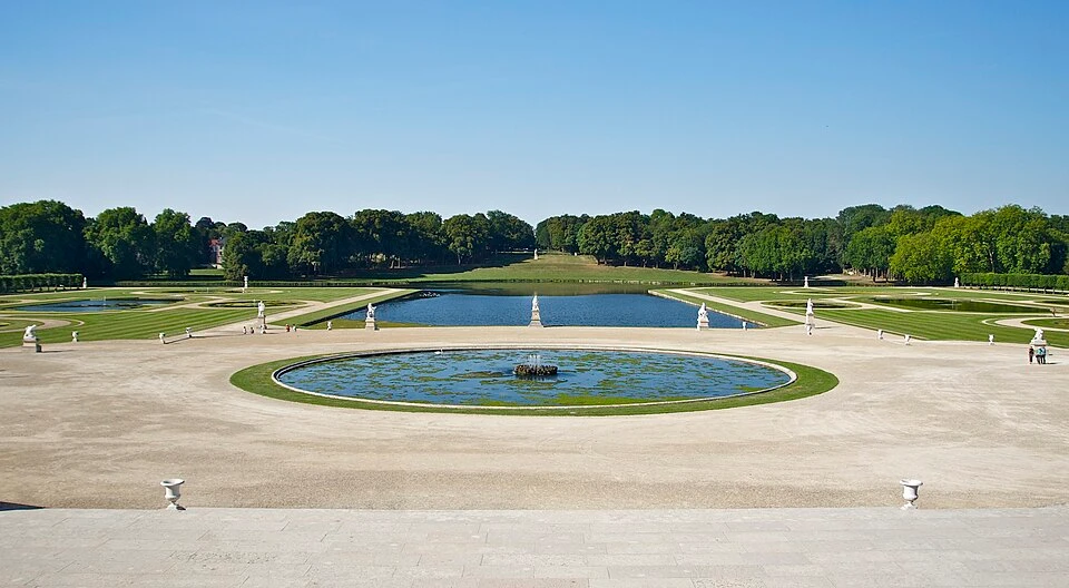 The Formal French Gardens — Château de Chantilly audio guide stop
