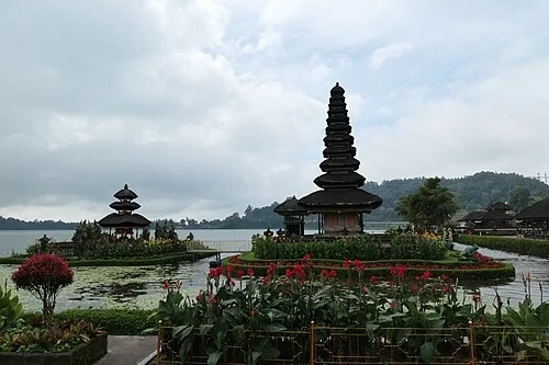 The Floating Shrines — Pura Ulun Danu Bratan audio guide stop