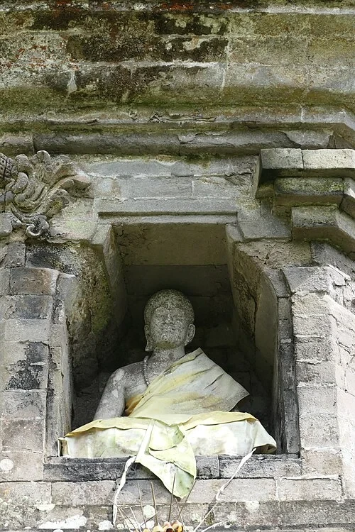 The Niche Buddha Statue — Pura Ulun Danu Bratan audio guide stop