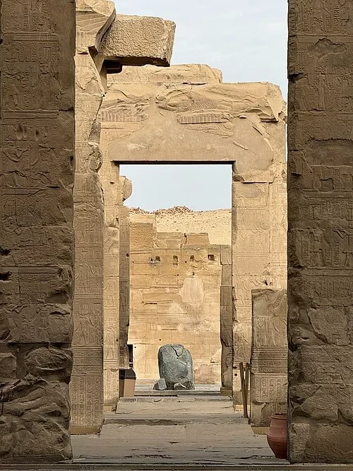 The Parallel Portal View — Temple of Kom Ombo audio guide stop