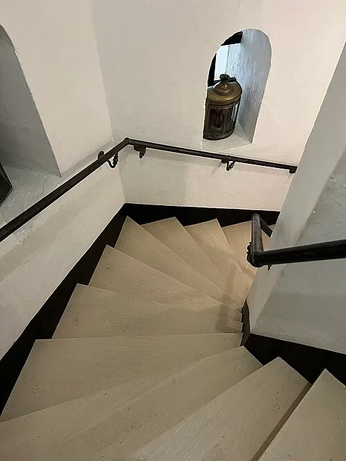 The Noble's Prison Staircase — Torre del Oro audio guide stop