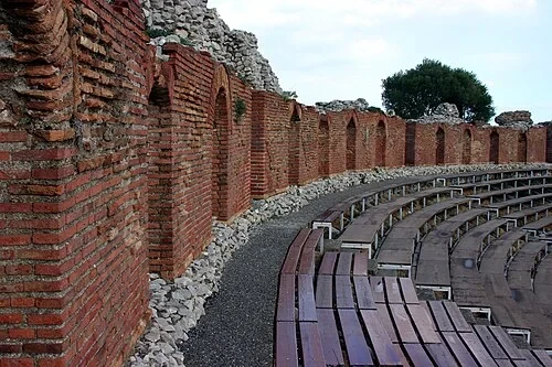 The Upper Portico Niches — Teatro Antico di Taormina audio guide stop