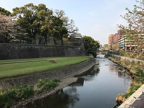 The Long Outer Wall