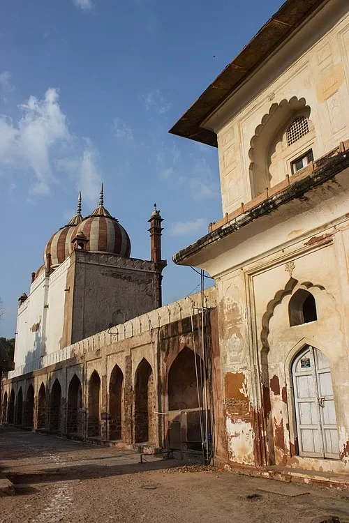 La Mosquée aux Trois Dômes — Safdarjung's Tomb