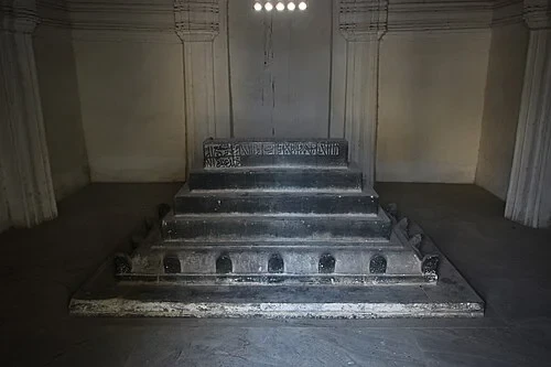 Sarcophagus of Sultan Quli — Qutb Shahi Tombs audio guide stop